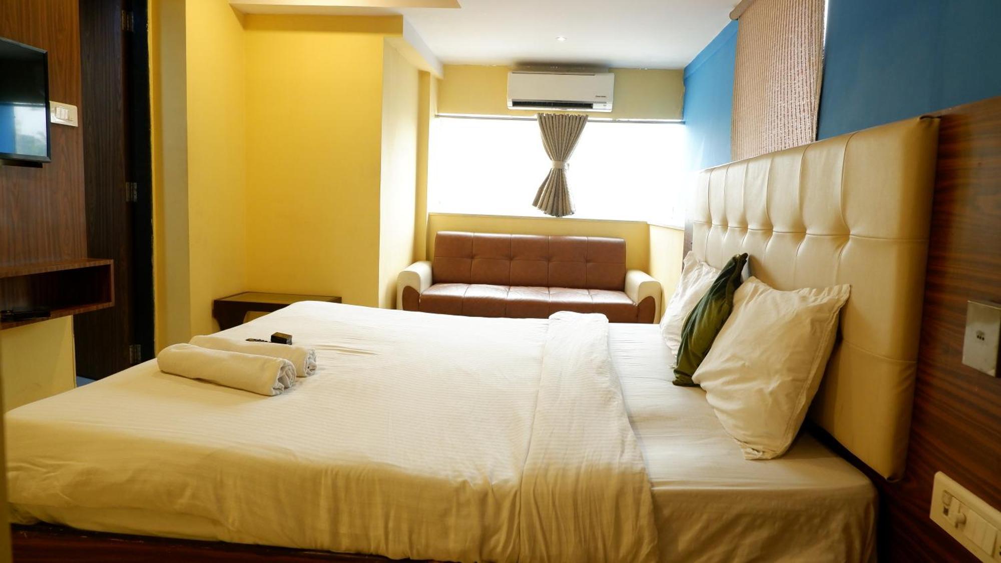 Hotel Artusinn Midc Andheri East Мумбай Екстериор снимка