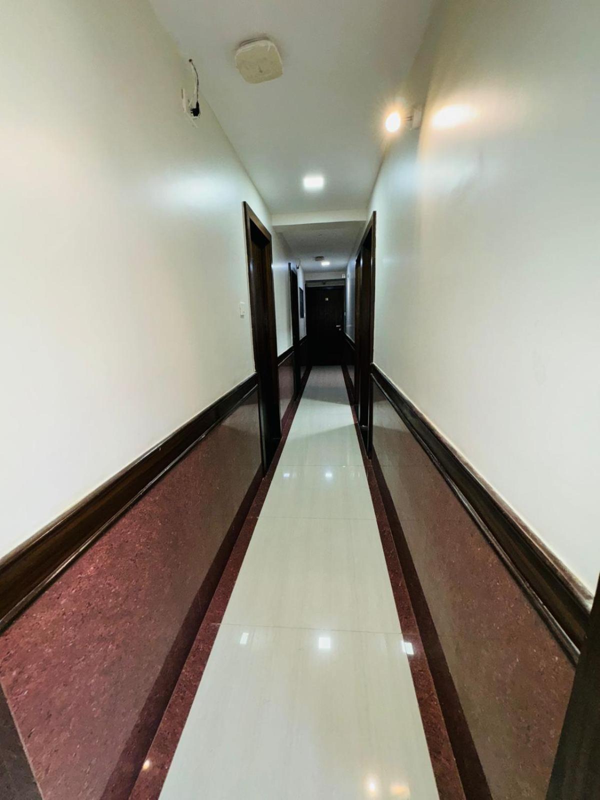 Hotel Artusinn Midc Andheri East Мумбай Екстериор снимка